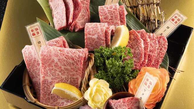 A5仙台牛焼肉食べ放題 肉十八 - メイン写真: