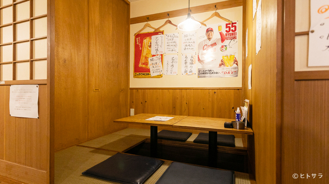 大衆酒場 ゑびす - 内観写真:ゆったり過ごせる憩いの空間。プライベートな食事にも活用できる