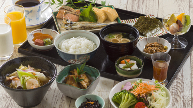 アゼリア The Azalea 尼崎 阪神 バイキング 食べログ