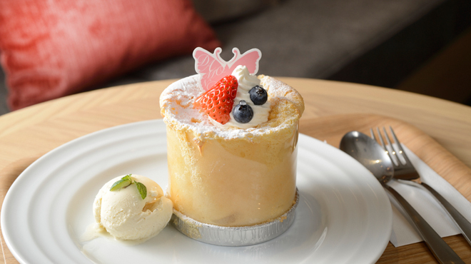 Meal Chiffon Sweets Damonde 伏見 カフェ 食べログ