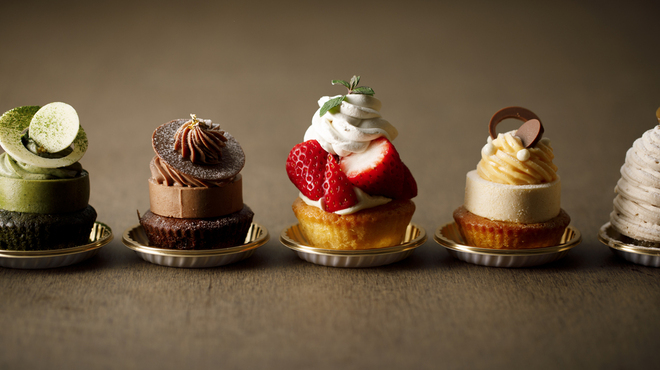 ジョウハナーレ - 料理写真:定番ケーキから季節のケーキまでおいしいスイーツ