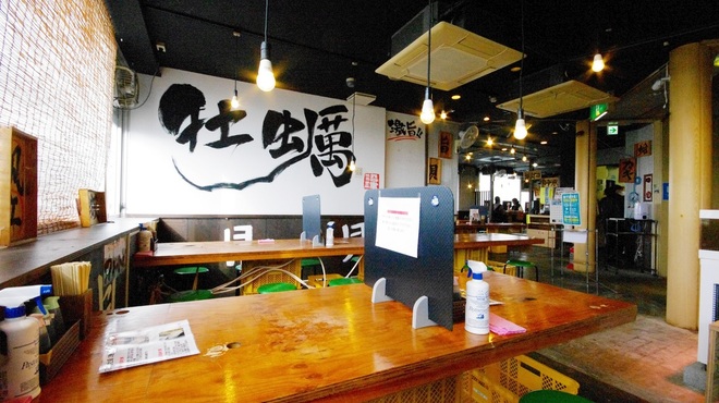 港の牡蠣センター カキ小屋 - メイン写真: