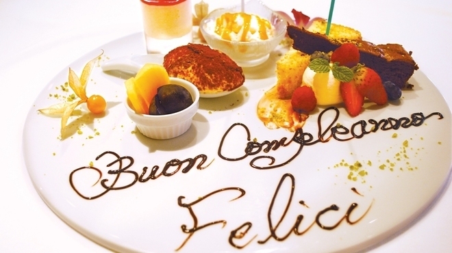 PIZZA SALVATORE CUOMO ＆ GRILL - メイン写真: