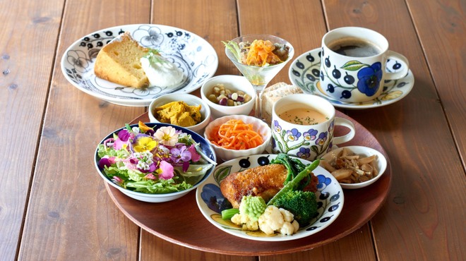 C'EST CHOUETTE - メイン写真: