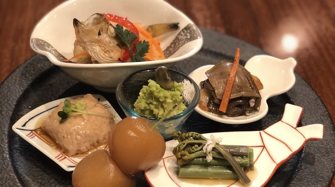 Yamagata おさけとおりょうり Daedoko ダエドコ 二重橋前 居酒屋 ネット予約可 食べログ