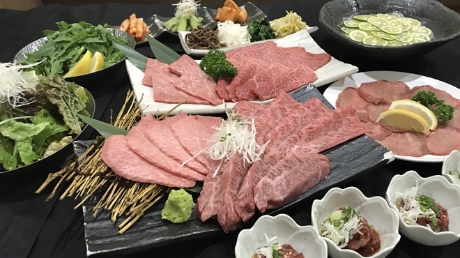 炭火焼肉 牛和鹿 - メイン写真: