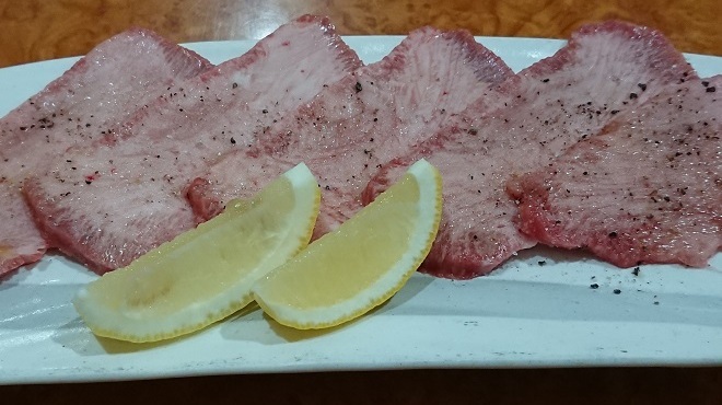 炭火焼肉 牛和鹿 - メイン写真: