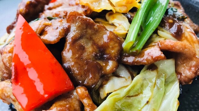 天啓 - 料理写真:イベリコ豚と春キャベツの回鍋肉