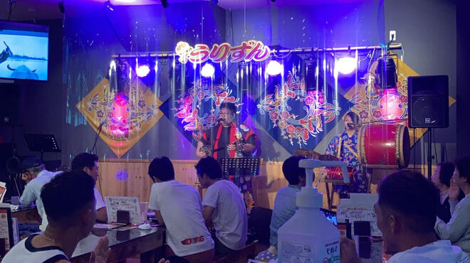 沖縄料理のライヴ居酒屋 うりずん 石垣市 居酒屋 食べログ