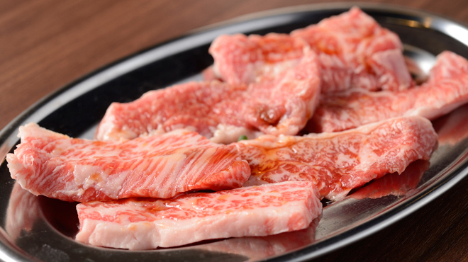炭火焼肉・ホルモン 旭 - メイン写真: