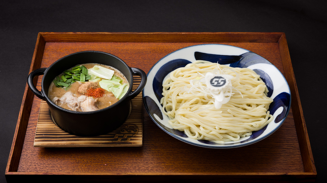 Fujiyama Go Go Middo Rando Ramen Sutando - メイン写真: