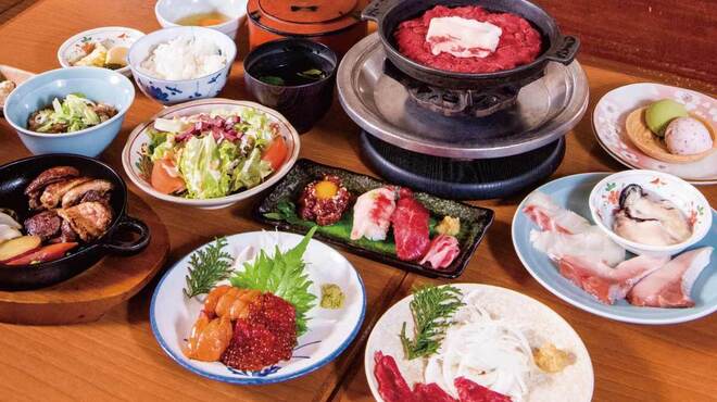 桜なべ 中江 - 料理写真:桜肉料理を存分にお楽しみいただけるコース