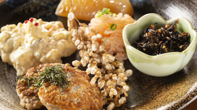 鉄板和食・おばんざい 亀八 - メイン写真: