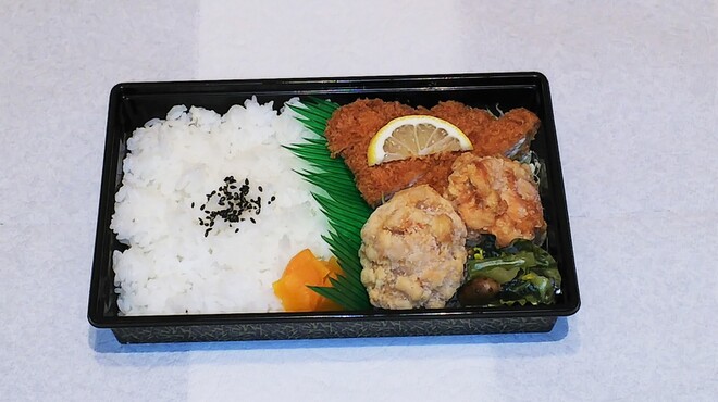 Sushi Fuji - 料理写真:豚カツ・唐揚げ弁当