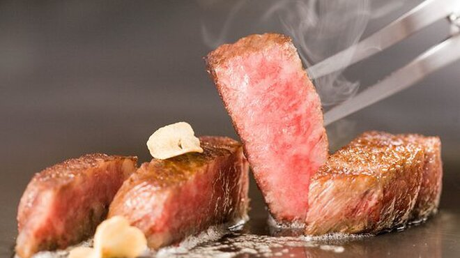 黒毛和牛専門店 ステーキ＆肉寿司 きりしま牧場 - メイン写真: