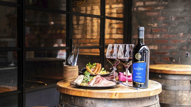 WINEHALL GLAMOUR - メイン写真: