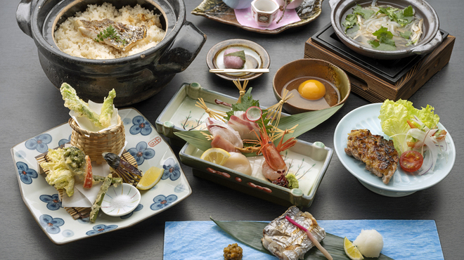 谷町二丁目 鯛めしや はなび 谷町四丁目 魚介料理 海鮮料理 ネット予約可 食べログ