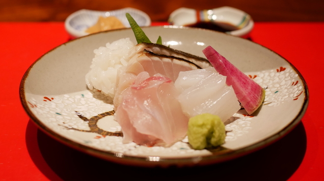 賛否両論 - 料理写真: