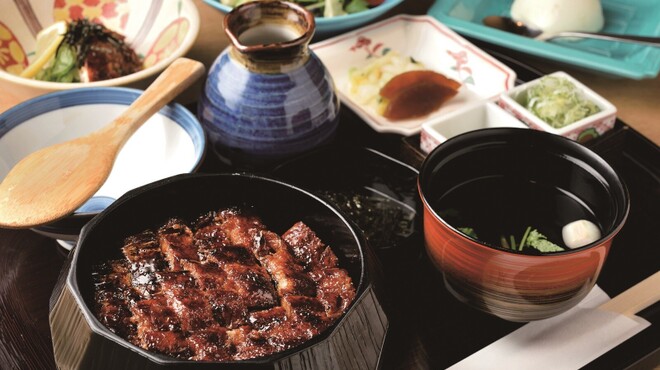 ひつまぶし名古屋備長 丸ビル店 二重橋前 うなぎ ネット予約可 食べログ ひつまぶし名古屋備長 丸ビル店 二重橋前 うなぎ ネット予約可 食べログ