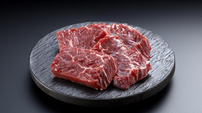 熟成ホルモン・山形牛 炭火焼肉 牛語 - メイン写真: