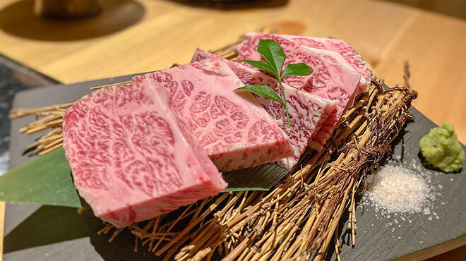 肉亭 こむらさき - メイン写真: