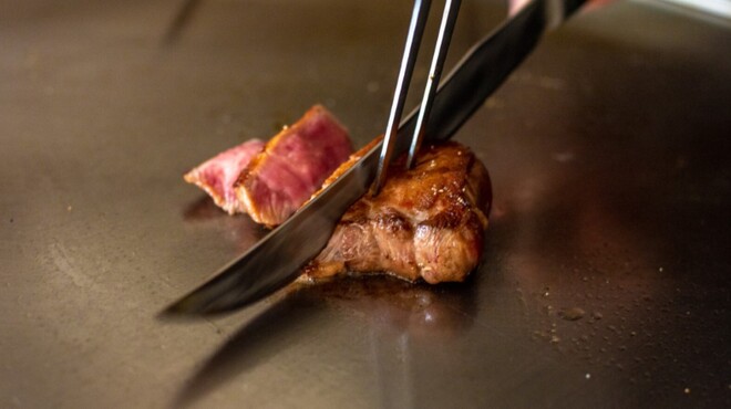 Gump ガンプ 大阪天満宮 鉄板焼き ネット予約可 食べログ