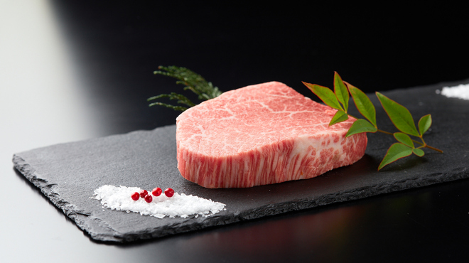 黒毛和牛焼肉 うしくろ - メイン写真: