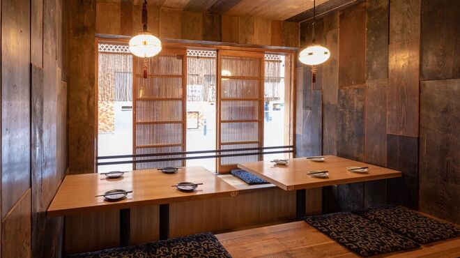 水産卸直営酒場 ぎんりん - メイン写真: