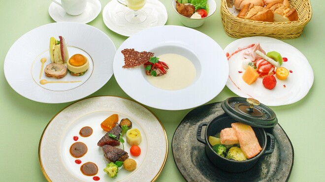中禅寺金谷ホテル - 料理写真:ロイヤルディナー