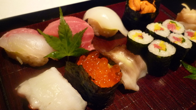 割烹 まつもと - 料理写真:☆お寿しランチの握り（＾ｖ＾）☆