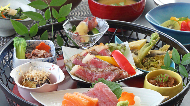 すきやきしゃぶしゃぶ 神戸牛 石田 - 料理写真: