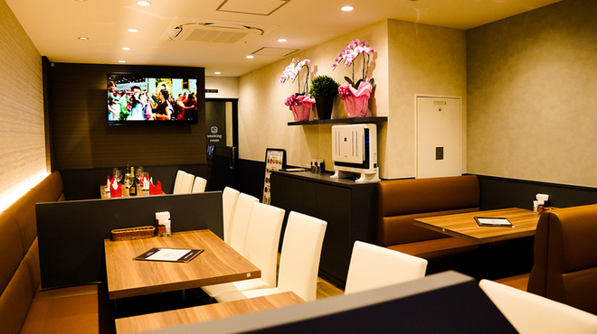 ASIAN DINING KOHINOOR - メイン写真: