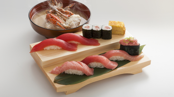 沼津魚がし鮨 流れ鮨 静岡パルシェ店 旧店名 沼津魚がし 静岡パルシェお好み回転鮨店 静岡 回転寿司 食べログ