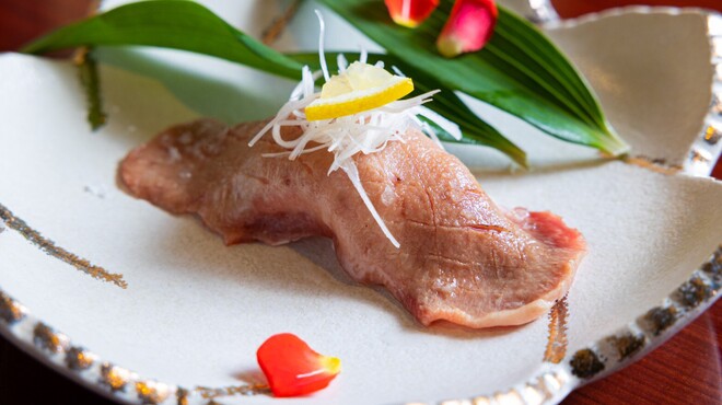 個室焼肉 牛道 - メイン写真: