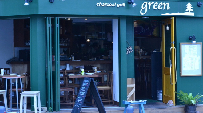 Charcoal Grill Green - 外観写真: