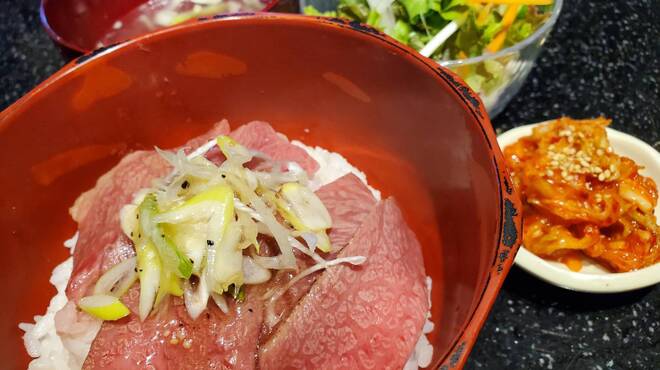 A5仙台牛焼肉食べ放題 肉十八 - 料理写真: