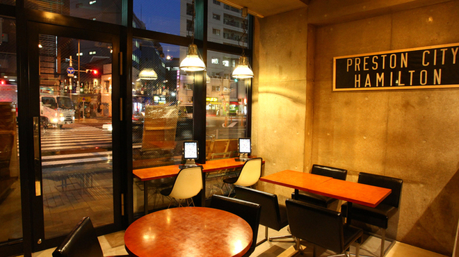 TOKYO CIRCUS CAFE - メイン写真: