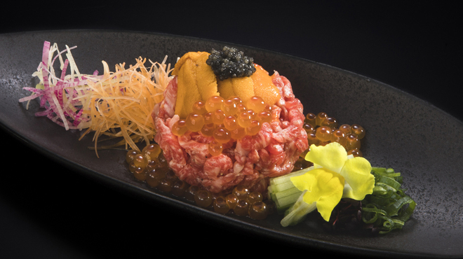 牛刺しと焼肉 仔虎 - 料理写真: