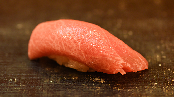 鮨 一條 - 料理写真:中トロ