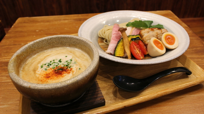 麺家 半蔵 - 料理写真: