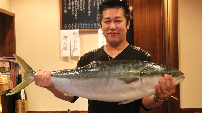 酒楽場ごうにい - 料理写真:ブリ