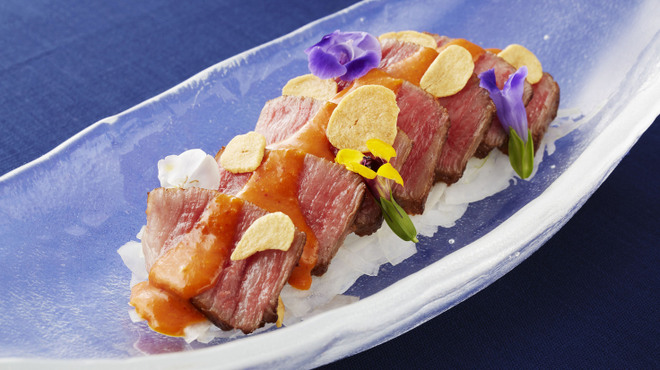 21年版 新宿ディナーでお肉ならここ 新宿通おすすめの14店 記念日向け 食べ放題 生肉 食通絶賛店 肉バルなど アニーお祝い体験マガジン By ギフトモール