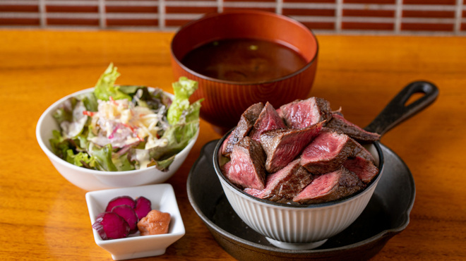 鉄板バル ラグー - メイン写真: