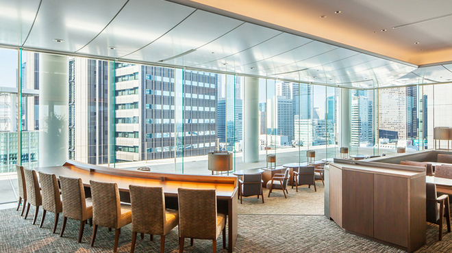 Lounge South Court
