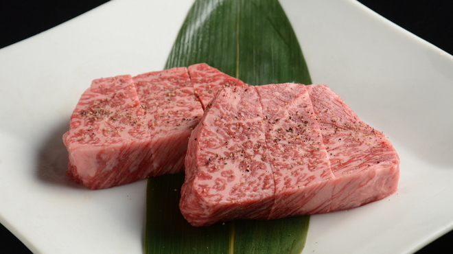 老舗精肉店直送 岡崎焼肉 飛騨牛の奴隷 - メイン写真: