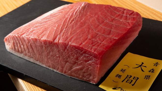 鮨 瑞穂 - 料理写真:天然本マグロ