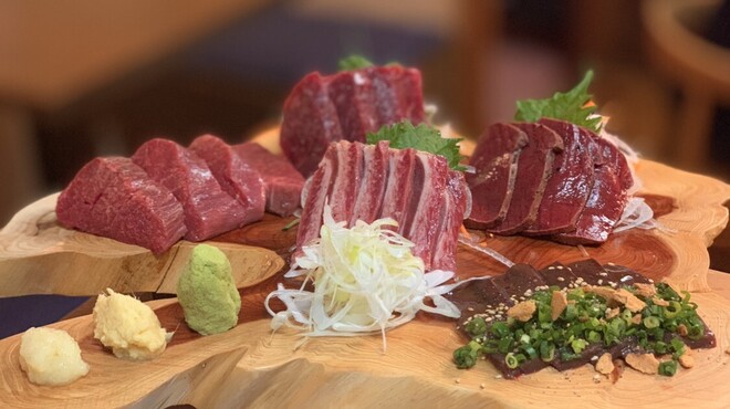 新橋うっちゃり - 新橋(居酒屋)の写真1
