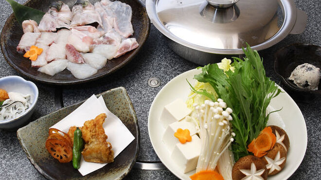 ふぐ はも すっぽん料理 専門 まる 三宮 三宮 神戸市営 ふぐ 食べログ
