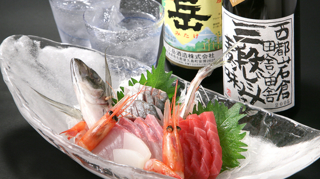 Echigoya - 料理写真:素材にこだわった、季節の旬魚を、自慢の地酒とともにお楽しみください！