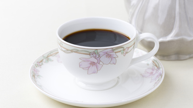 欧風カレー ル・ムーラン - ドリンク写真:こだわりのコーヒー、喫茶タイムはポットサービス